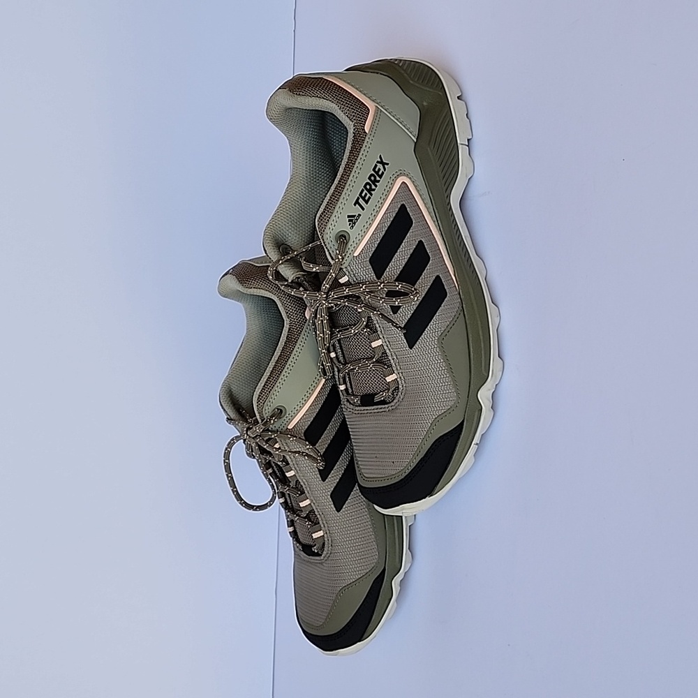 Adidas TERREK like new - Picture 2 of 10